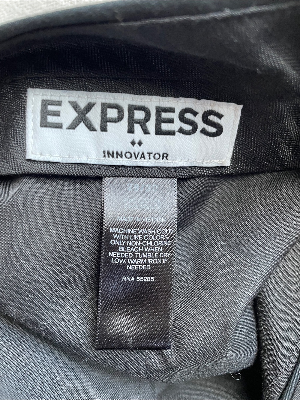 Express Men's Black Stretch Chino Pants, Size 29x30 - Picture 3 of 3